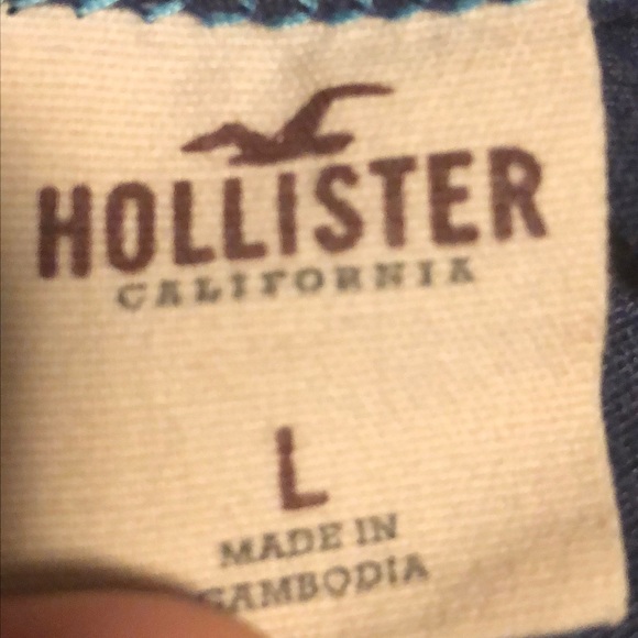 Women’s HOLLISTER quarter button up shirt. Large - Picture 3 of 4